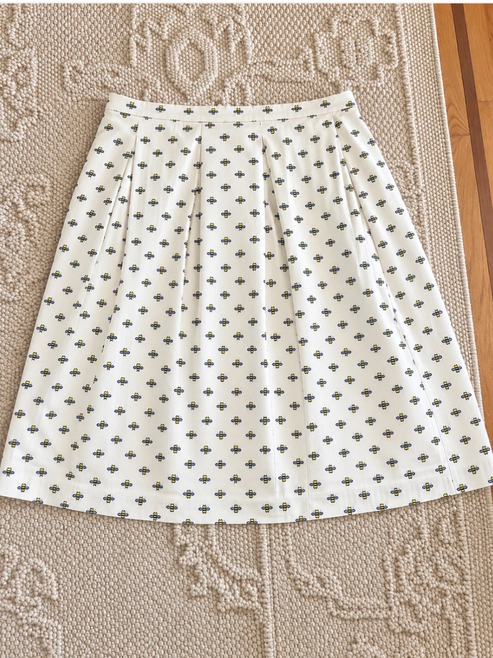 Boden bee print skirt